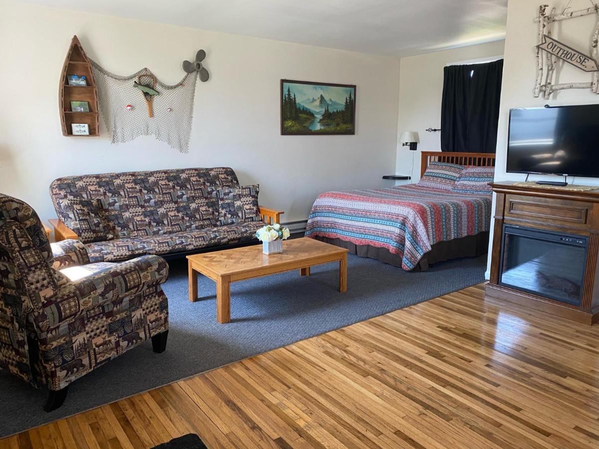 Pelican Motel Pelican Rapids Εξωτερικό φωτογραφία