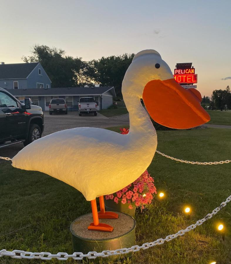 Pelican Motel Pelican Rapids Εξωτερικό φωτογραφία