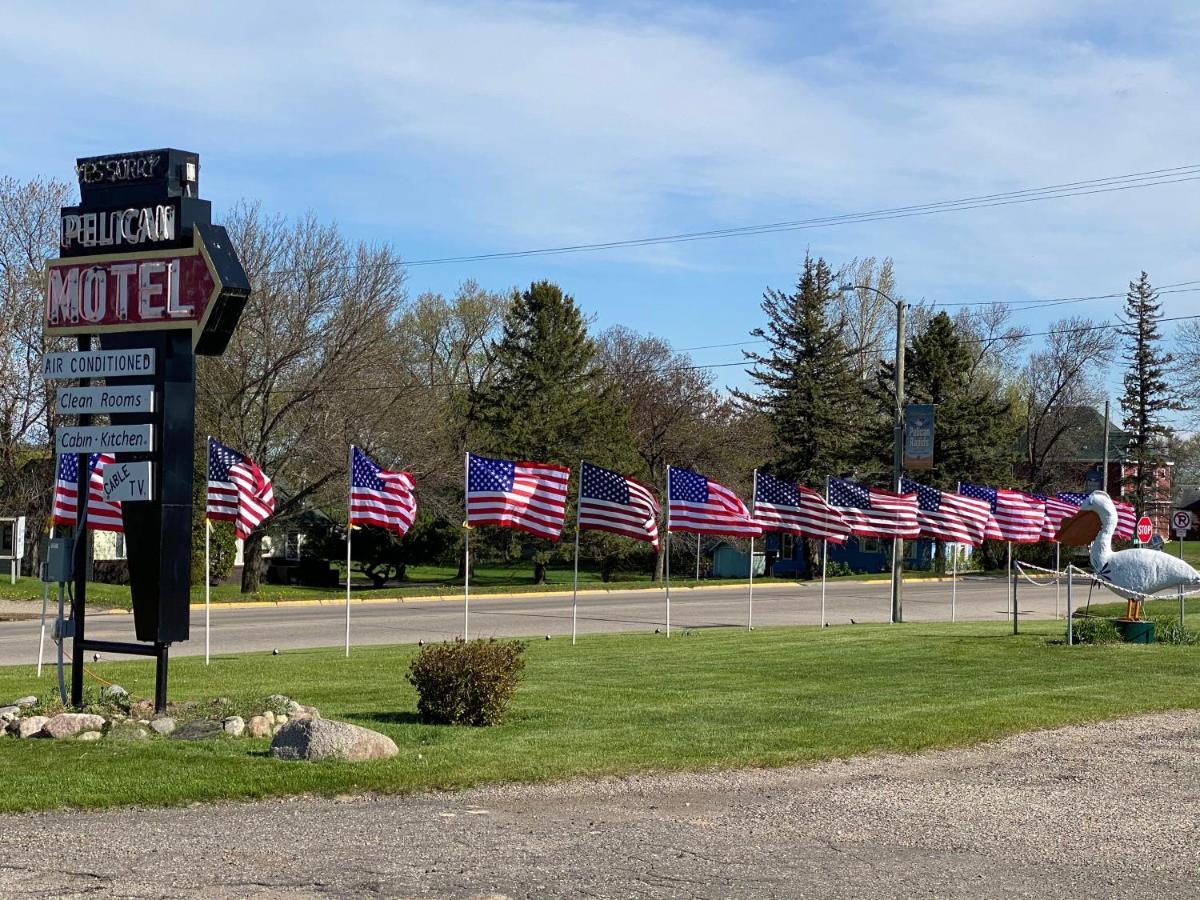 Pelican Motel Pelican Rapids Εξωτερικό φωτογραφία