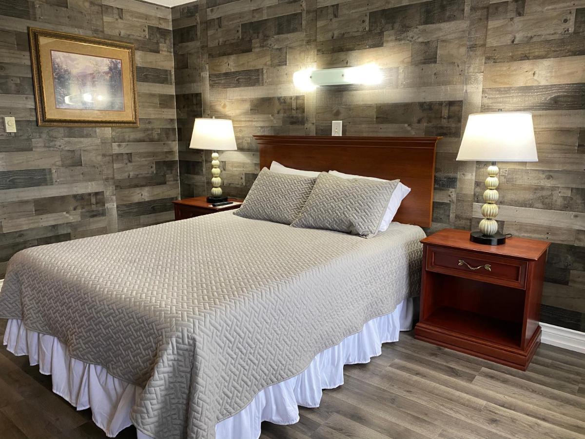 Pelican Motel Pelican Rapids Εξωτερικό φωτογραφία