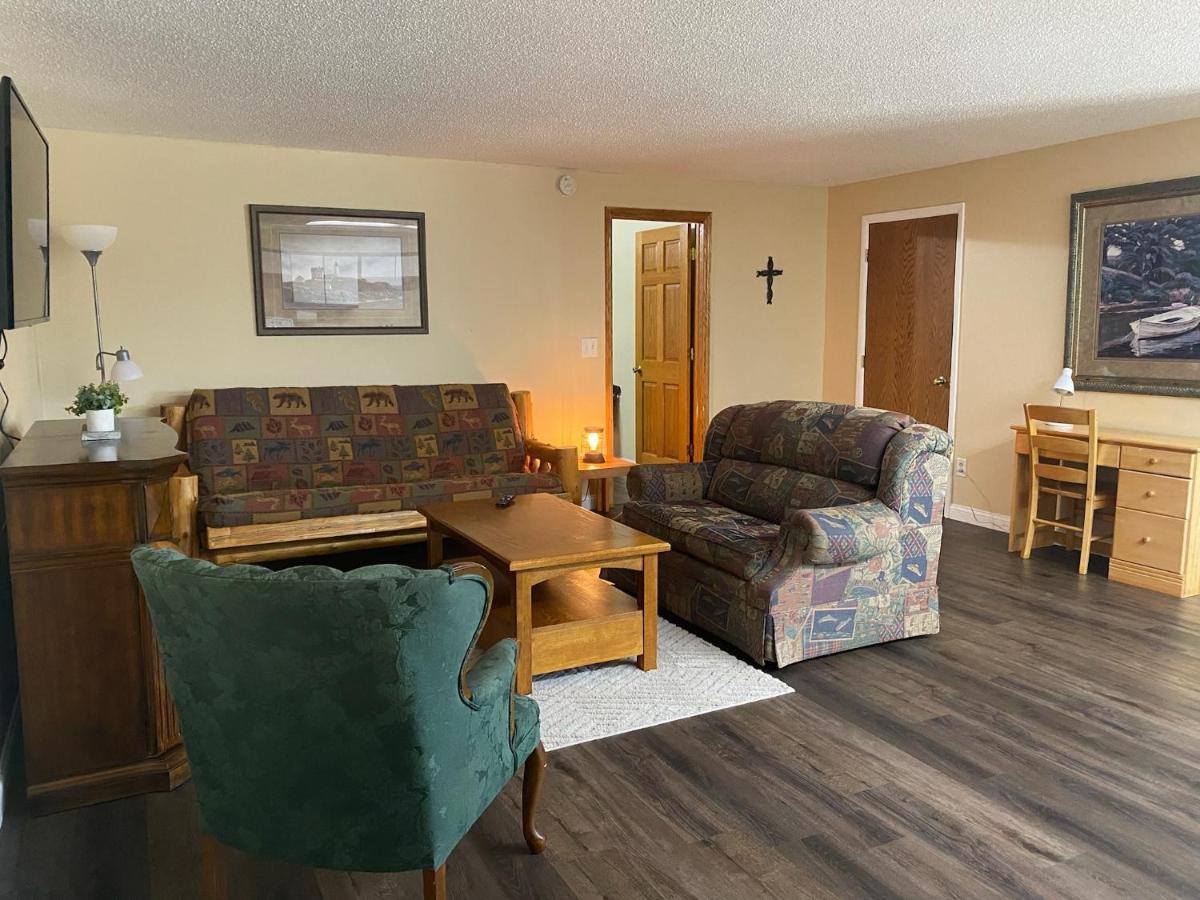Pelican Motel Pelican Rapids Εξωτερικό φωτογραφία