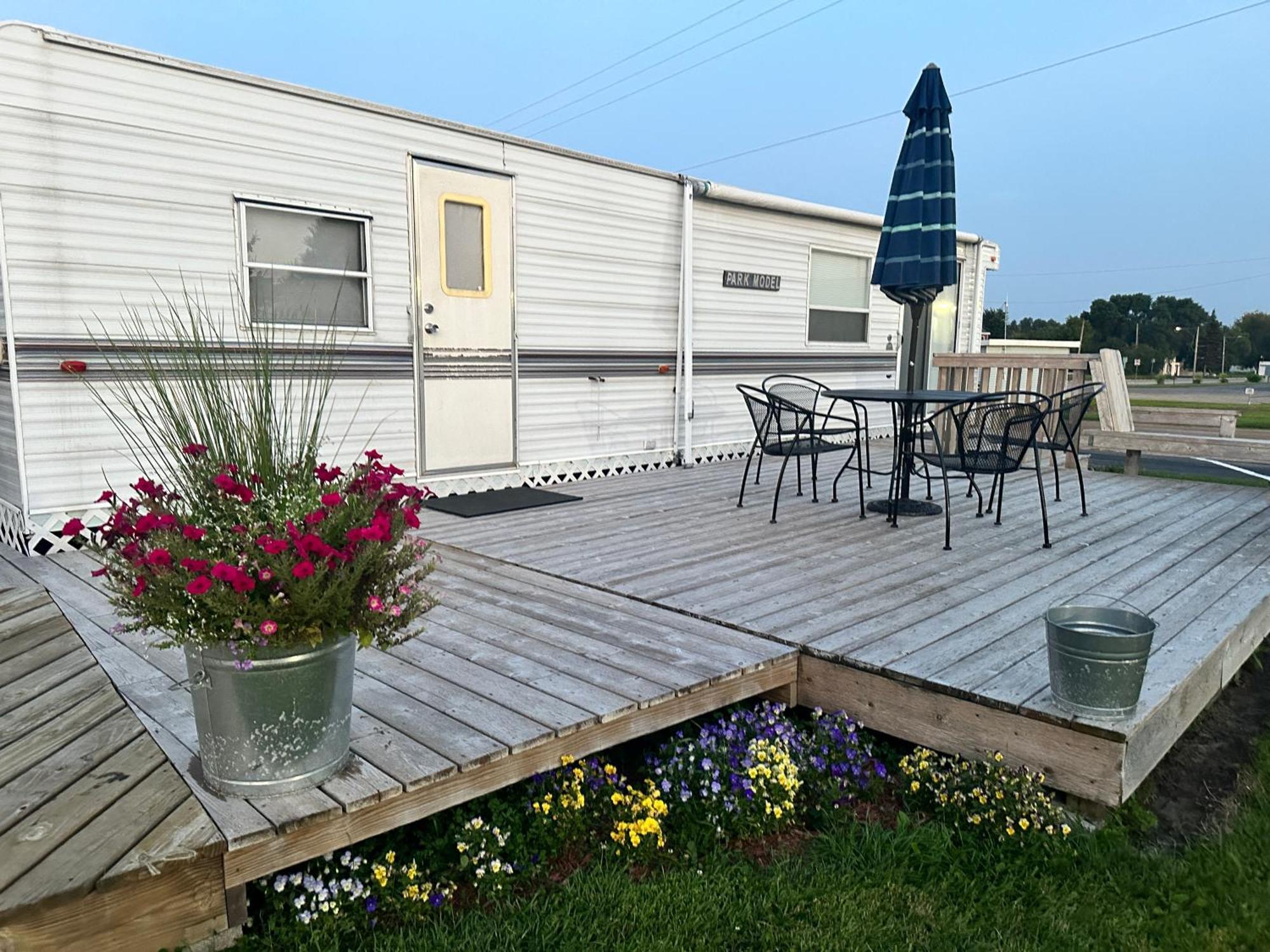 Pelican Motel Pelican Rapids Εξωτερικό φωτογραφία